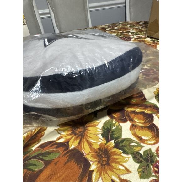 NFL Dallas Cowboys Gray/Silver Football Helmet Plush Pillow Throw 12” New/Sealed - Picture 5 of 6